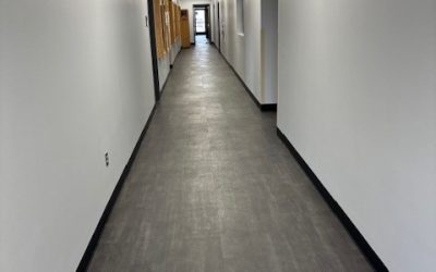 Val-Vista-hallway-2.jpg